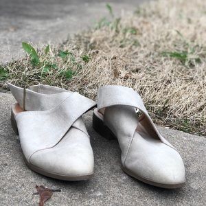 Light gold Quipid slips